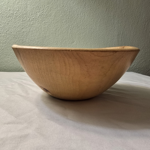 🪵Handmade Maple Wood Bowl 6 1/2 x3 - Picture 2 of 9